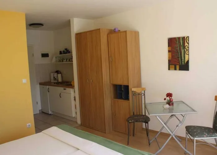 In With Balcony, Air Conditioning, Wifi 4328-2 * 特罗吉尔