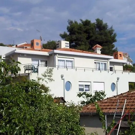 In With Balcony, Air Conditioning, Wifi 4328-2 * Trogir